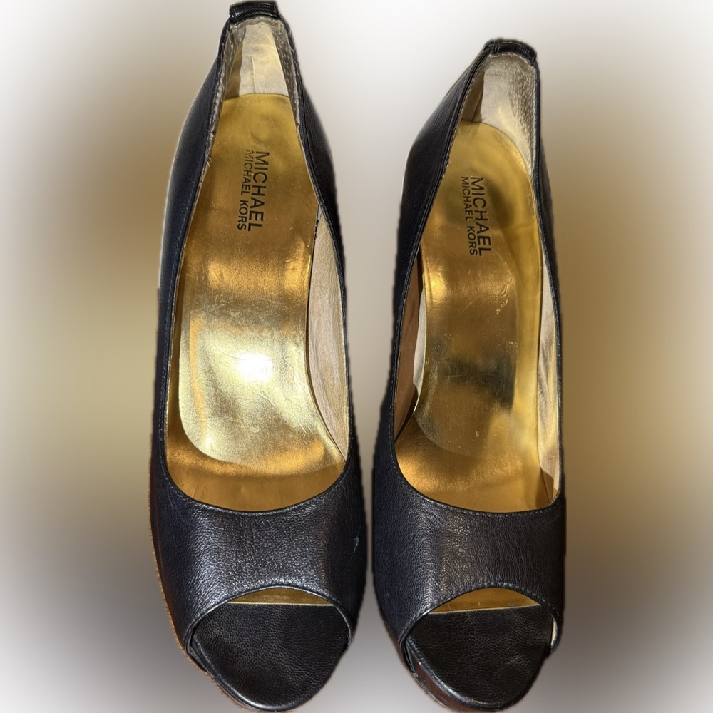 Michael Kors Miami Open Toe Pump Size 11M
